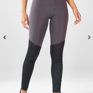 Fabletics Cashel yoga leggings